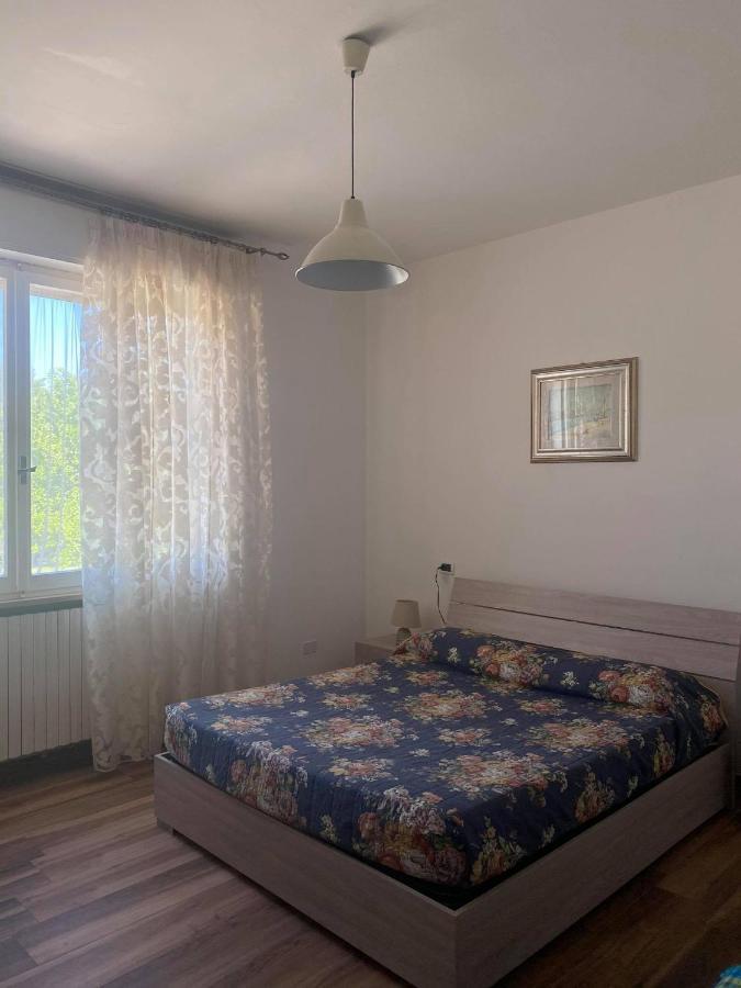 Casa Vacanze Raggio Di Sole Montegridolfo Eksteriør billede