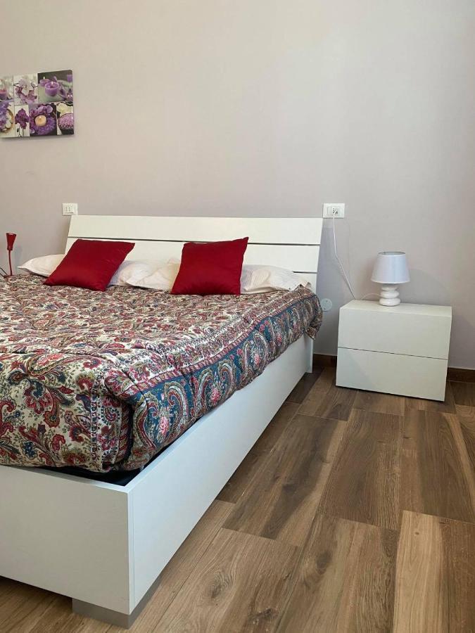 Casa Vacanze Raggio Di Sole Montegridolfo Eksteriør billede